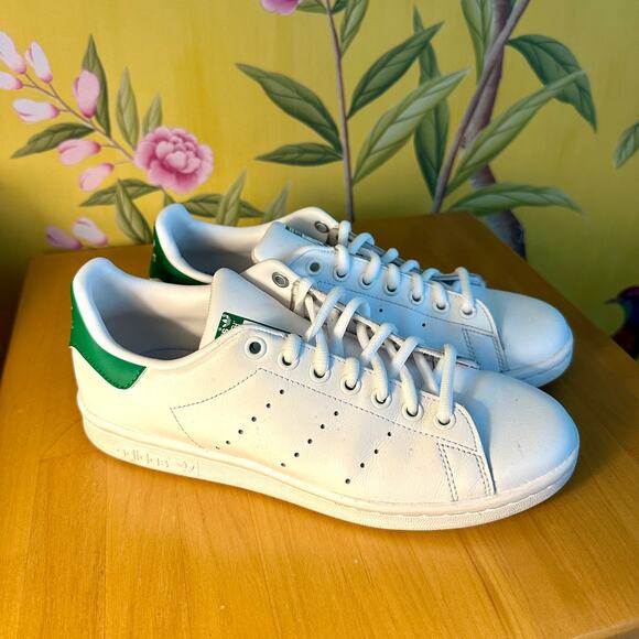 Adidas Original Stan Smith shoes white Mens size 6.5 Womens size 8.5 EUC - Picture 1 of 6